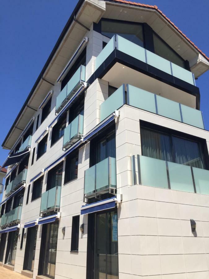 Apartamentos Playa De Los Barcos Isla Plana Exterior foto