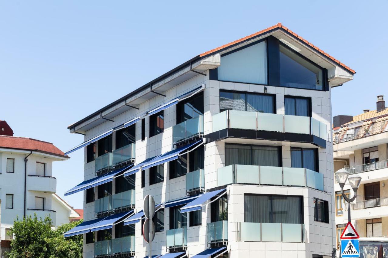 Apartamentos Playa De Los Barcos Isla Plana Exterior foto